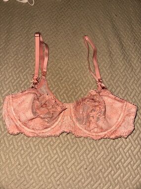 Victoria's Secret Pink Lace Underwire Bra